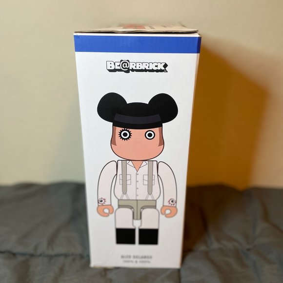 Medicom Toy | Stanley Kubrick's Clockwork Orange Bear 100% & 400% - Picture 4 of 6